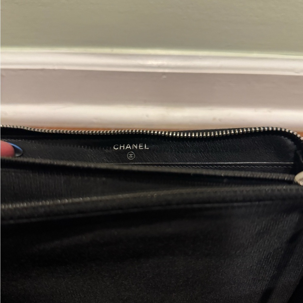 CHANEL Black Lambskin Quilted Embellished CC Black Zip Long Wallet - Picture 9 of 12